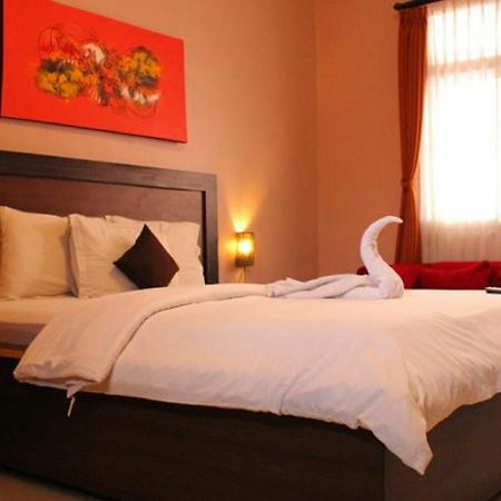 Puri Ganesh Hotel Легиан Екстериор снимка