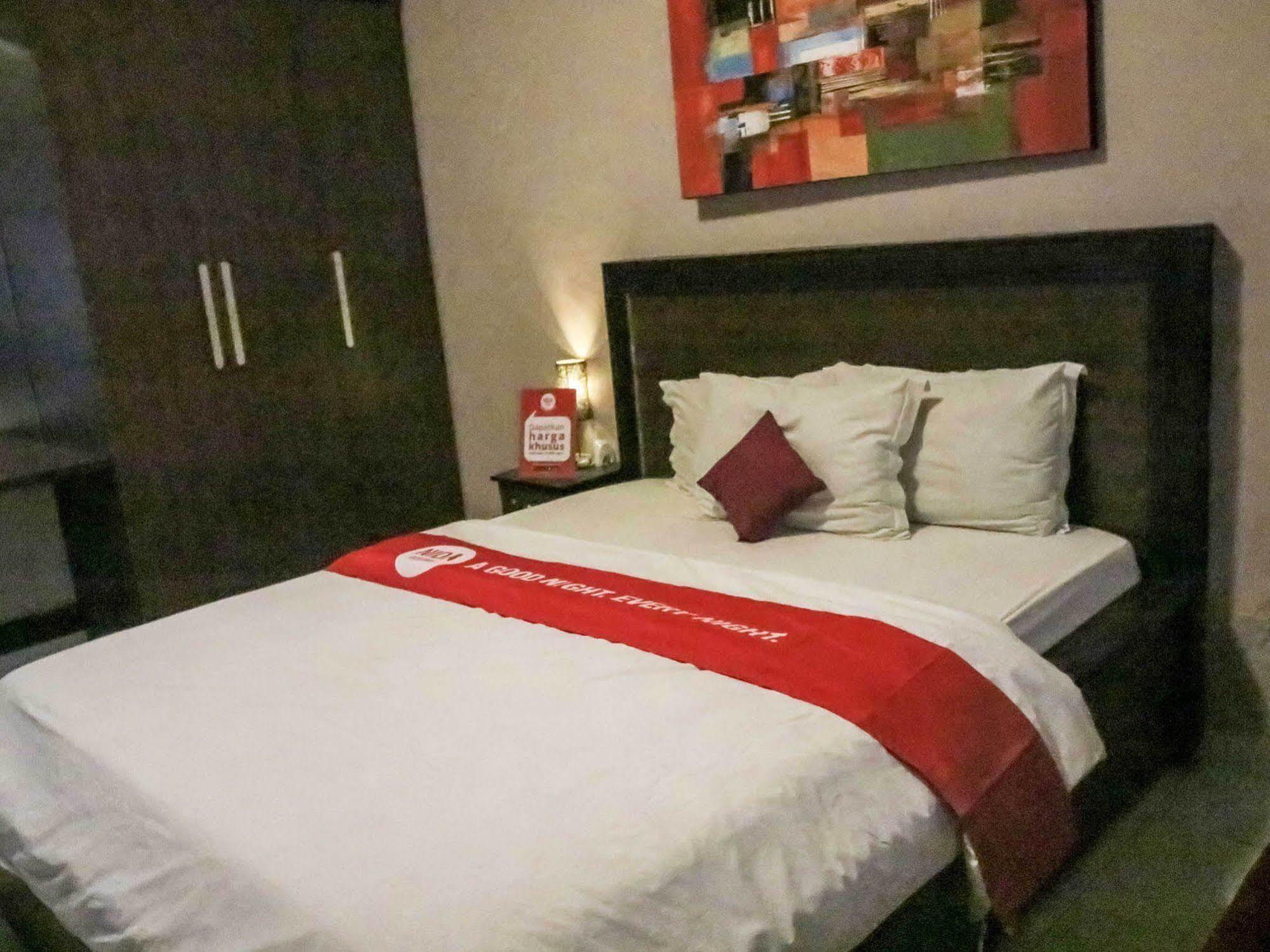 Puri Ganesh Hotel Легиан Екстериор снимка
