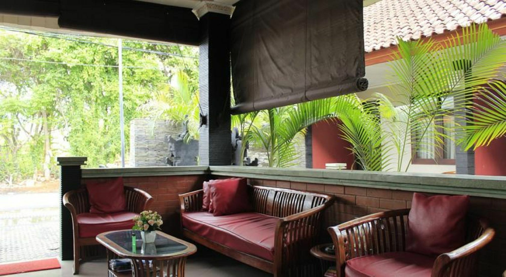 Puri Ganesh Hotel Легиан Екстериор снимка
