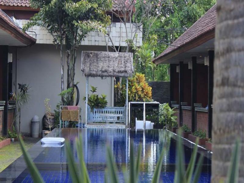 Puri Ganesh Hotel Легиан Екстериор снимка